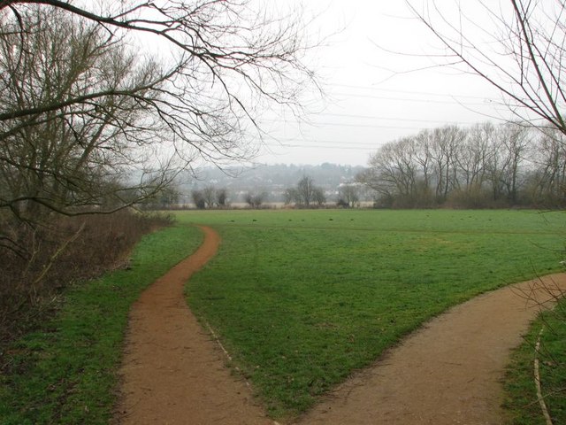 Photo from https://upload.wikimedia.org/wikipedia/commons/8/85/Parting_of_ways_-_geograph.org.uk_-_1103443.jpg